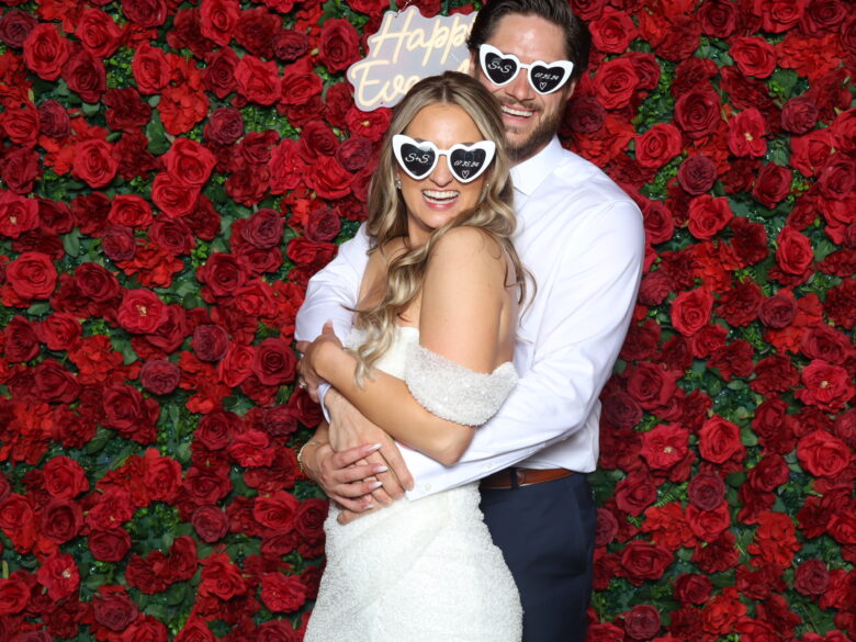 Red Rose Wall - Image 6